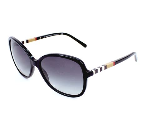 Lunettes de soleil homme Burberry .